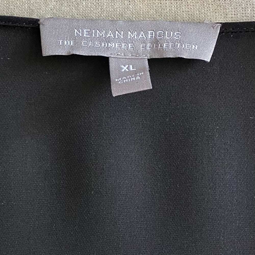 Neiman Marcus Cashmere Cardigan Sweater Size XL Windowpane V-Neck Black Silk - Picture 3 of 7